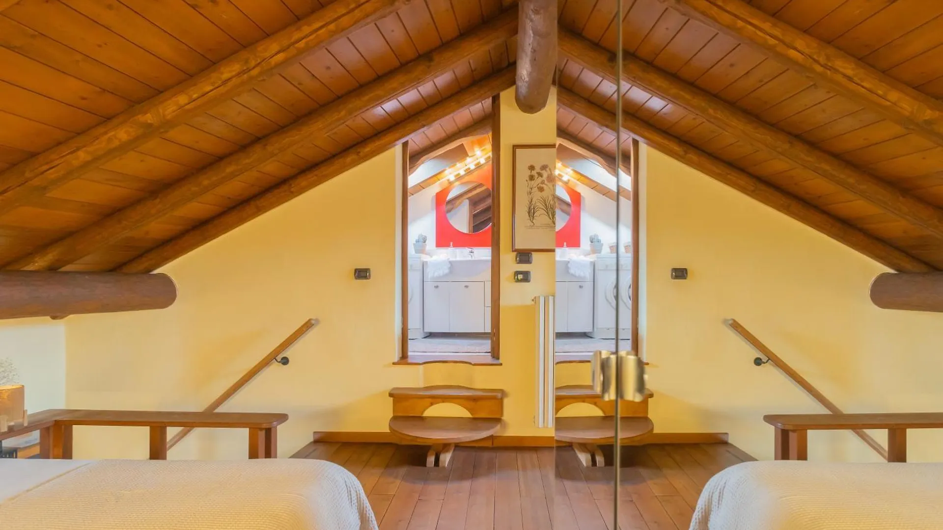 Casa Giovio Elengant Loft In Historical Building Apartment Como Italy