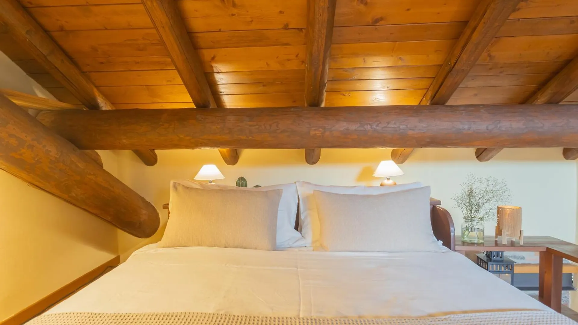 Casa Giovio Elengant Loft In Historical Building Apartment Como 0*,  Italy