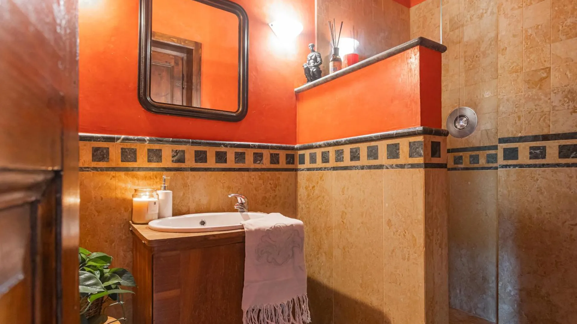 Casa Giovio Elengant Loft In Historical Building Apartment Como 0*,  Italy