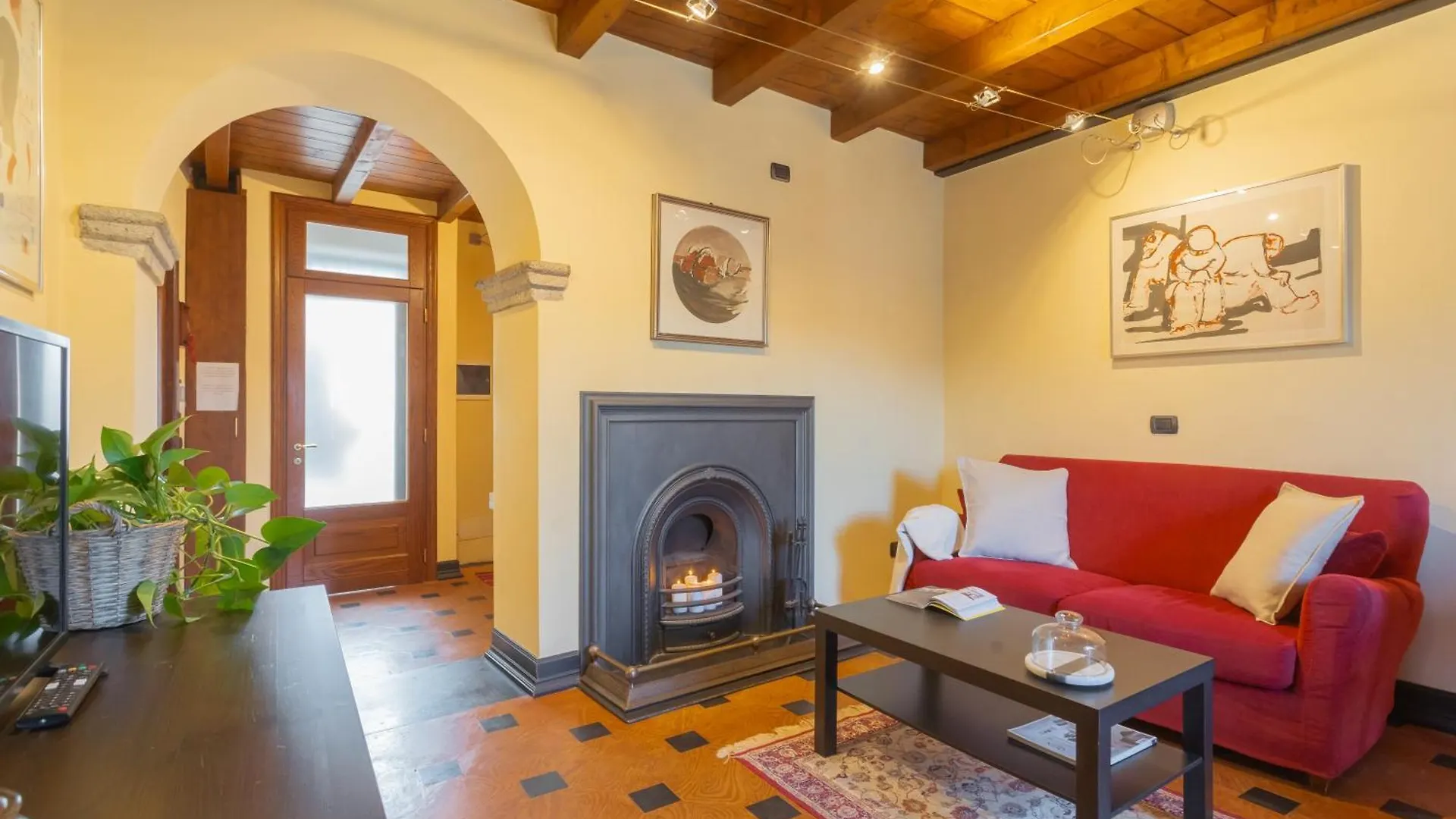 Casa Giovio Elengant Loft In Historical Building Apartment Como