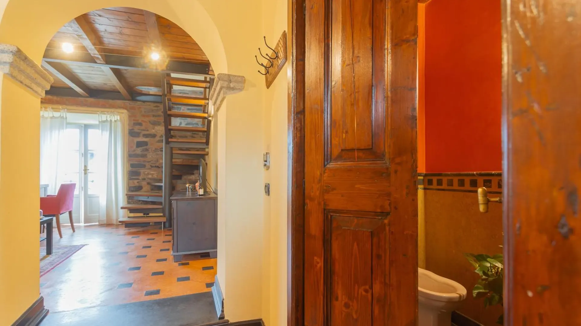 Casa Giovio Elengant Loft In Historical Building Apartment Como