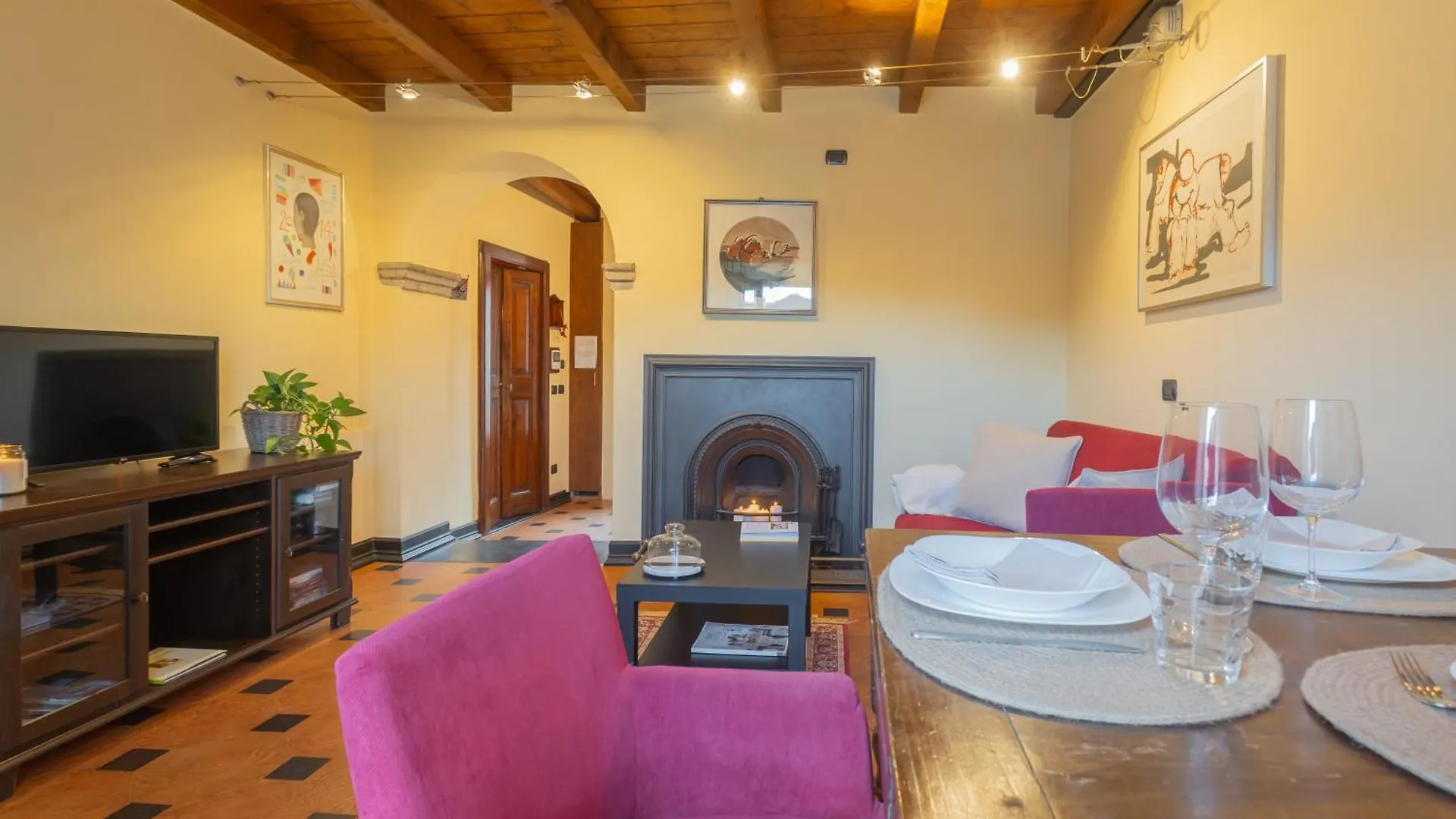 Casa Giovio Elengant Loft In Historical Building Apartment Como Italy