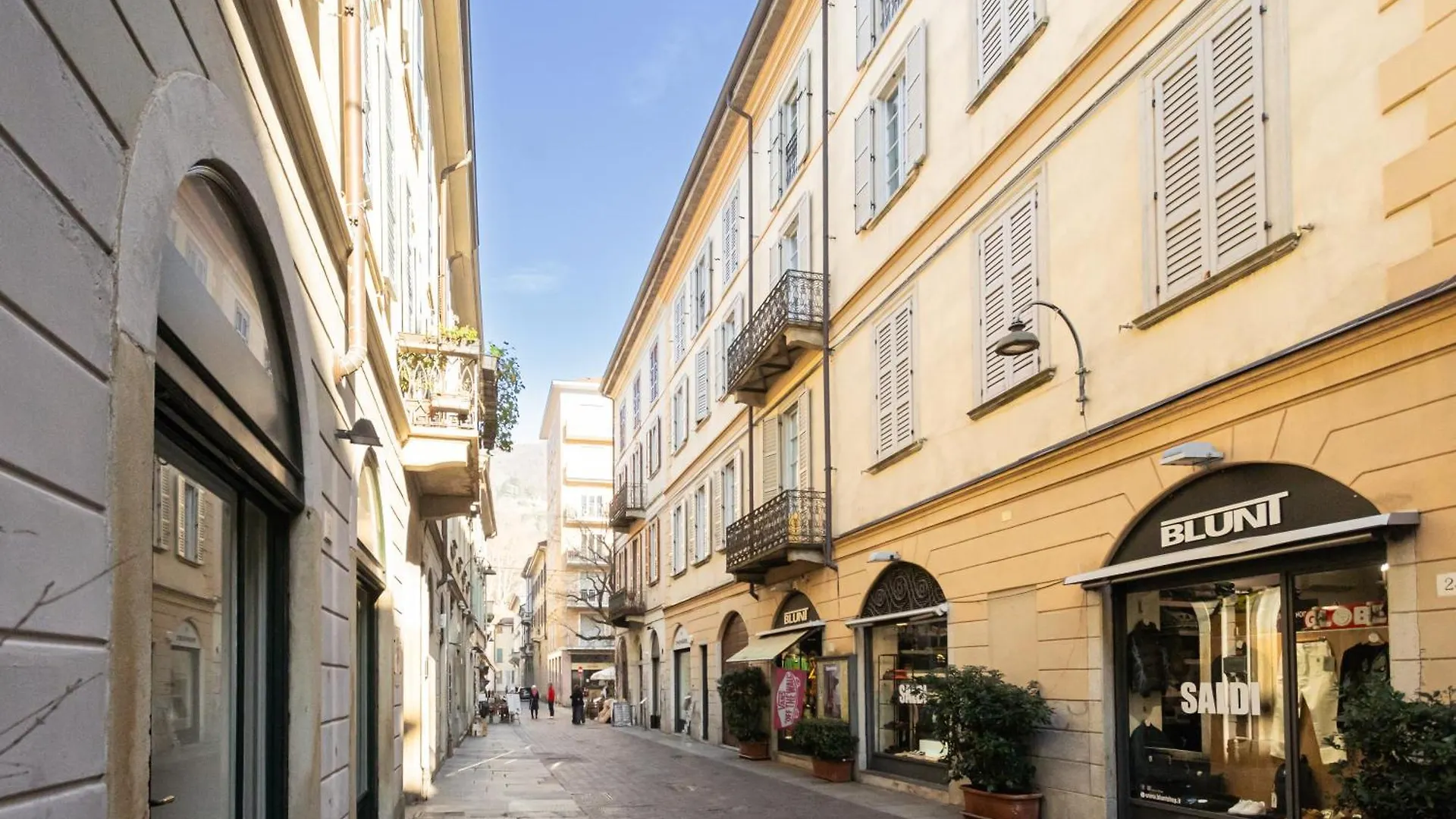 Casa Giovio Elengant Loft In Historical Building Apartment Como