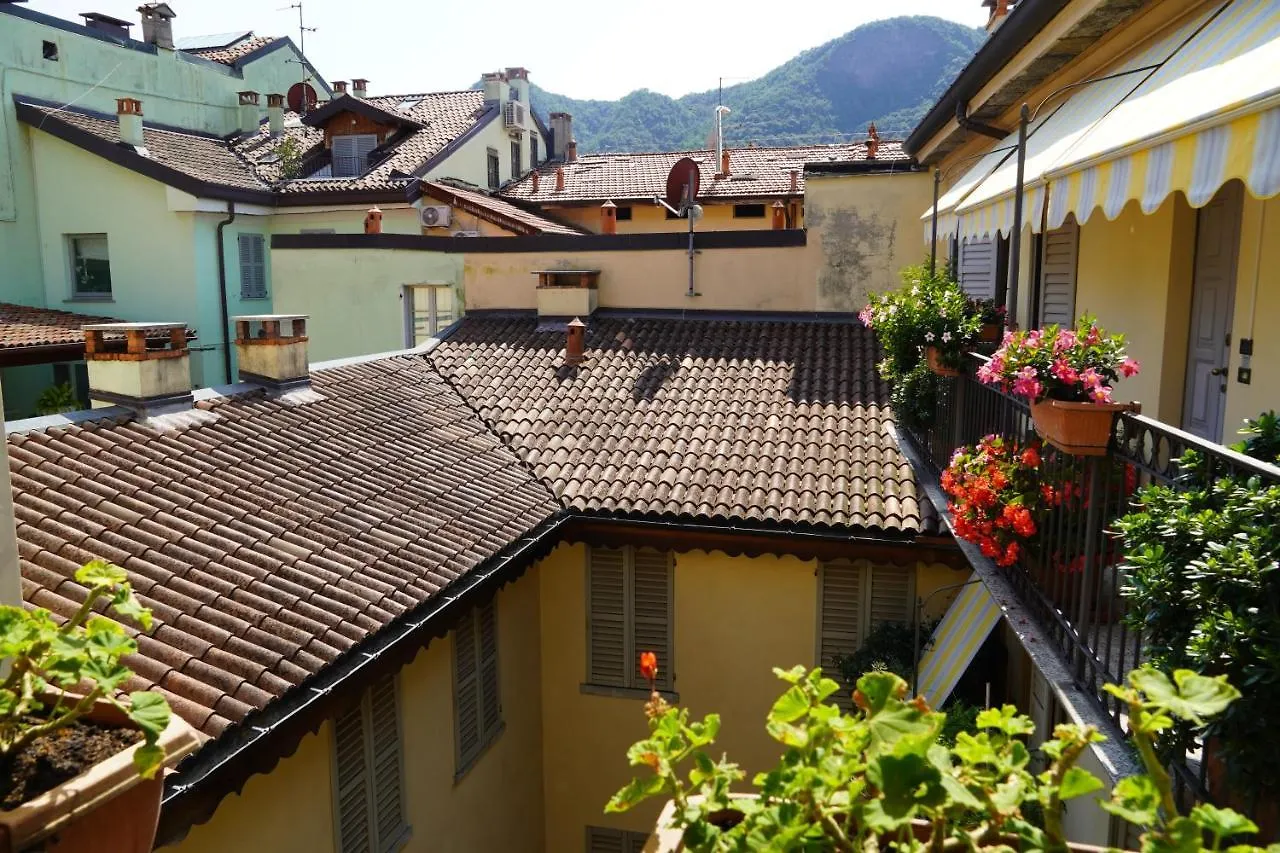 Casa Giovio Elengant Loft In Historical Building Lägenhet Como